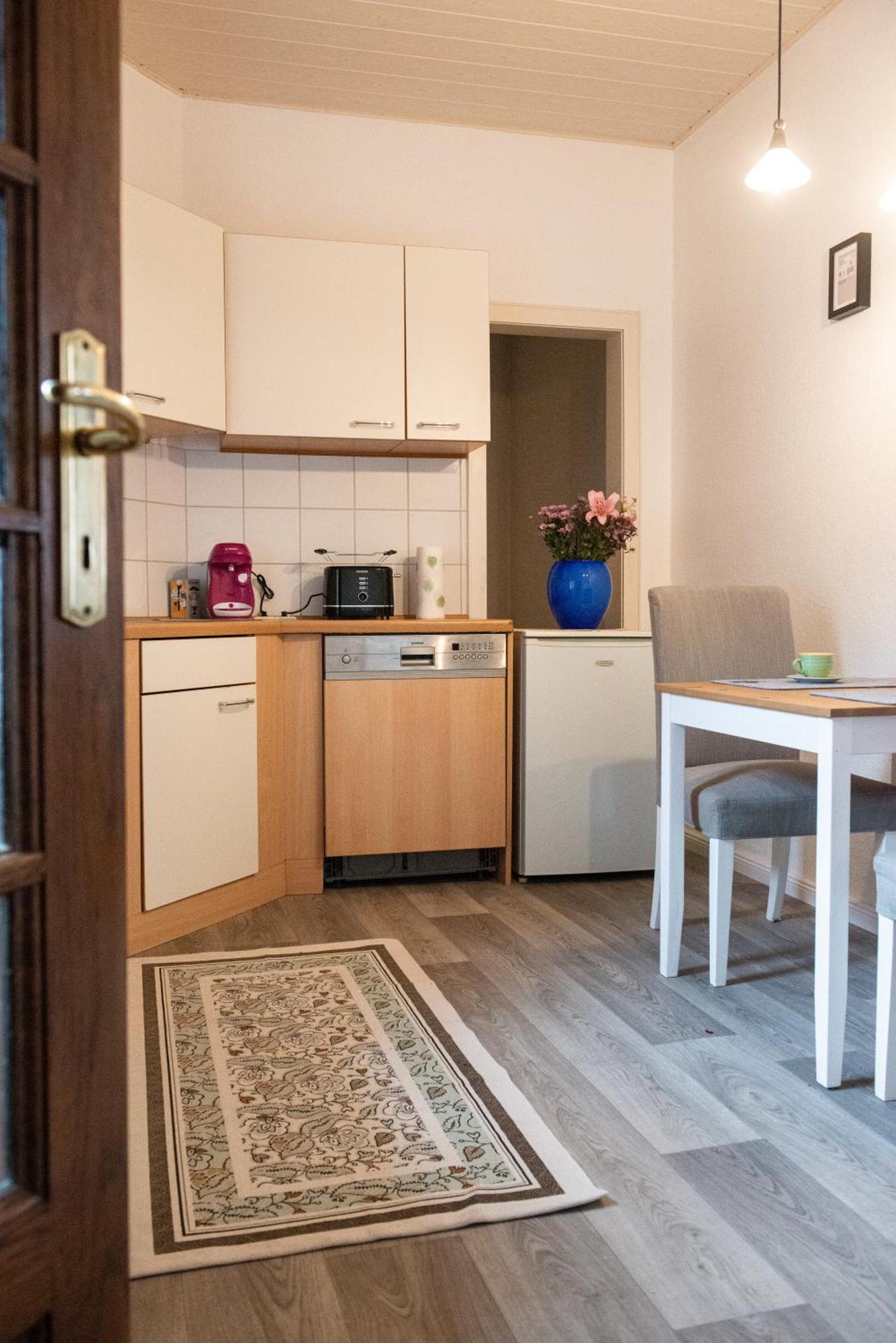 Apartment 2 Zi.-wohnung Stadtnah, Messenah